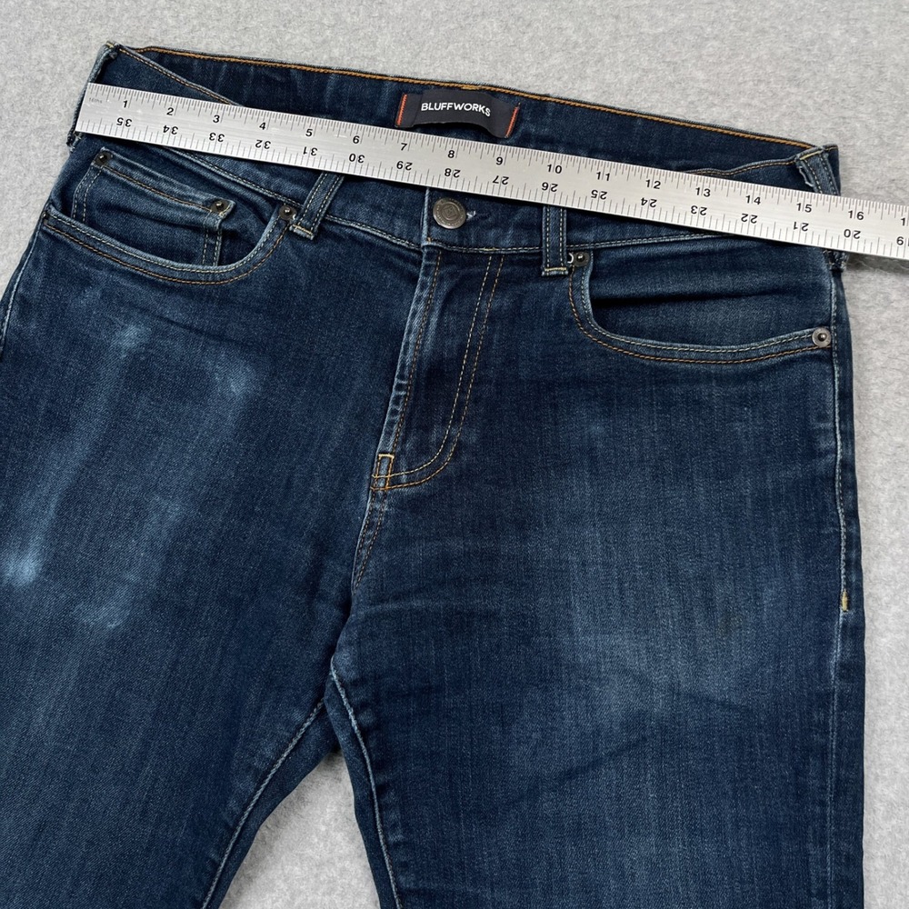 Bluffworks Departure 2.0 Jeans Mens 31x32 (31x30) Blue Slim Fit Workwear Denim - Picture 3 of 16